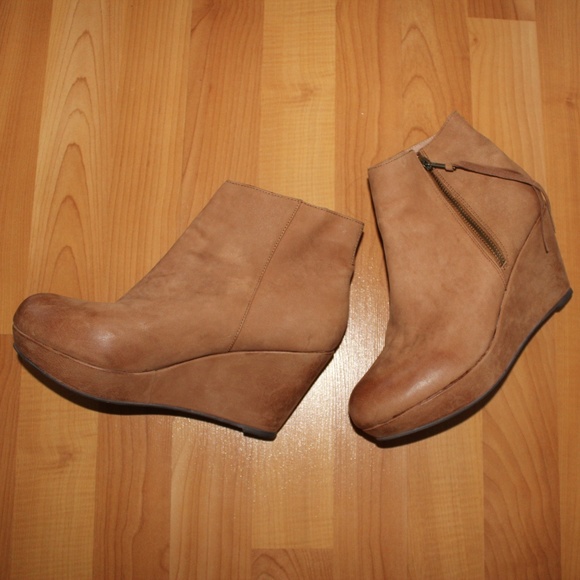 Aldo Sz 8 Brown Leather Platform Boots Round Toe - Picture 3 of 8